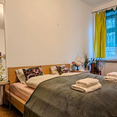 Aleja Krasinskiego 24A By Homeprime Kraków Exteriör bild