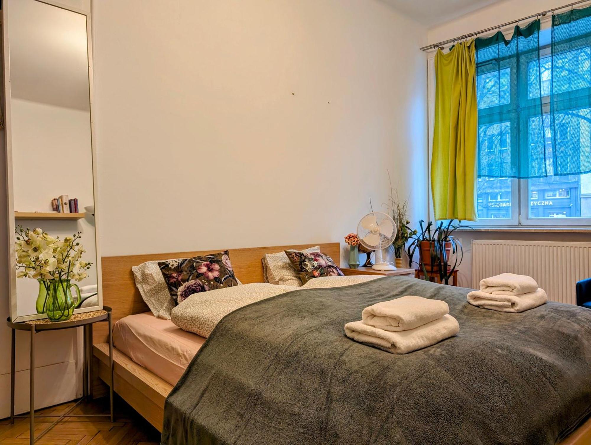 Aleja Krasinskiego 24A By Homeprime Kraków Exteriör bild