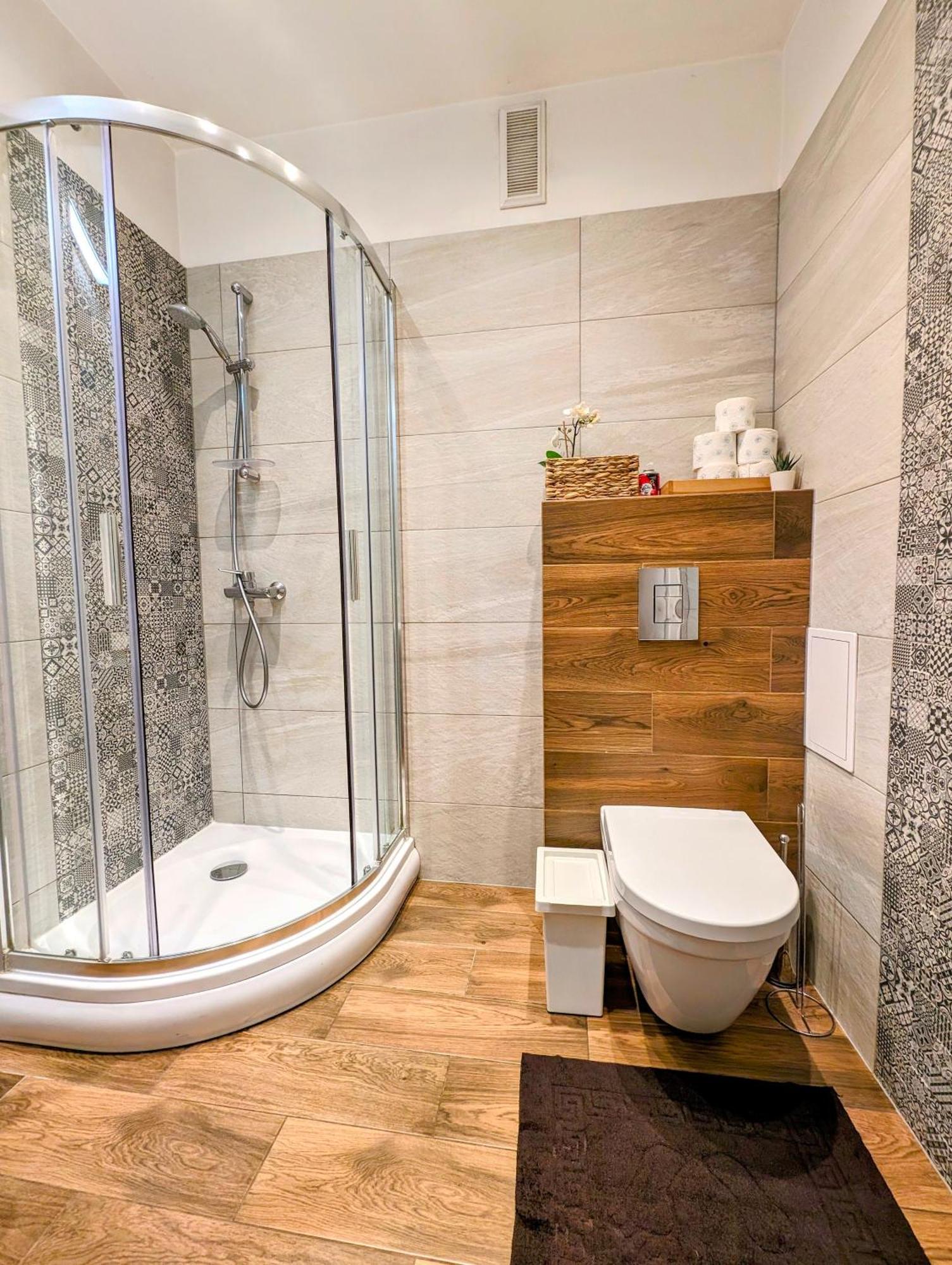 Aleja Krasinskiego 24A By Homeprime Kraków Exteriör bild
